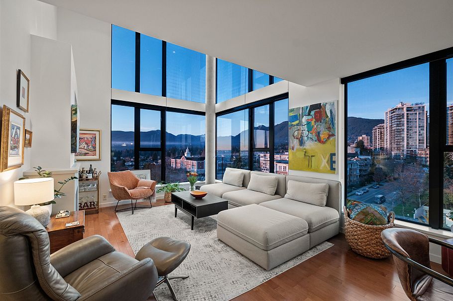 PH8 683 W Victoria Park North Vancouver, BC - 1