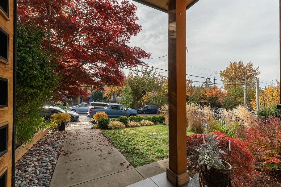 2023 Charles Street Vancouver, BC - 3