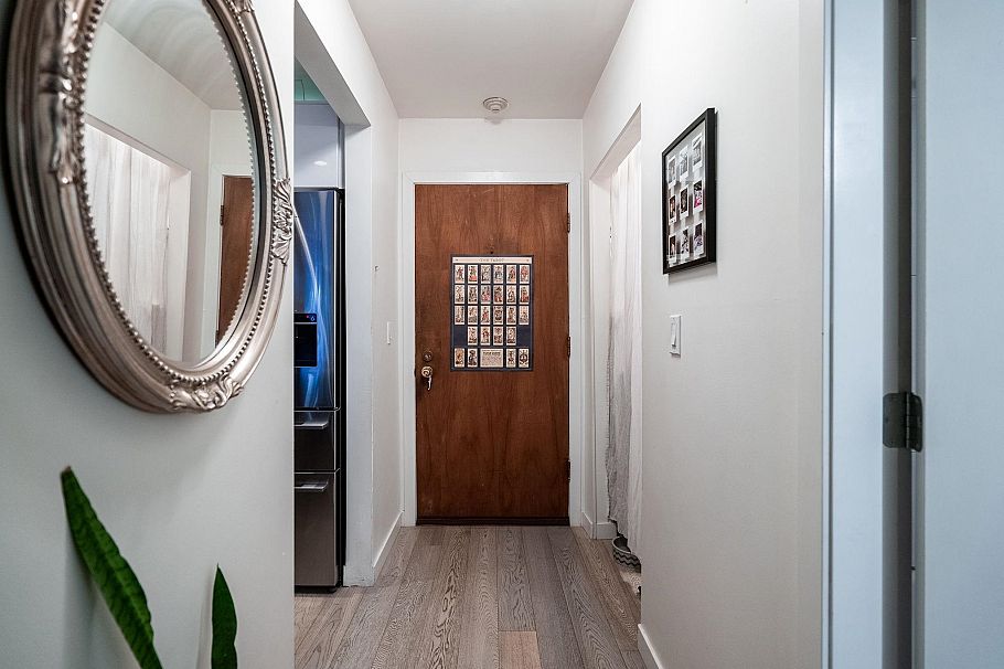 110 330 E 7th Avenue Vancouver, BC - 21