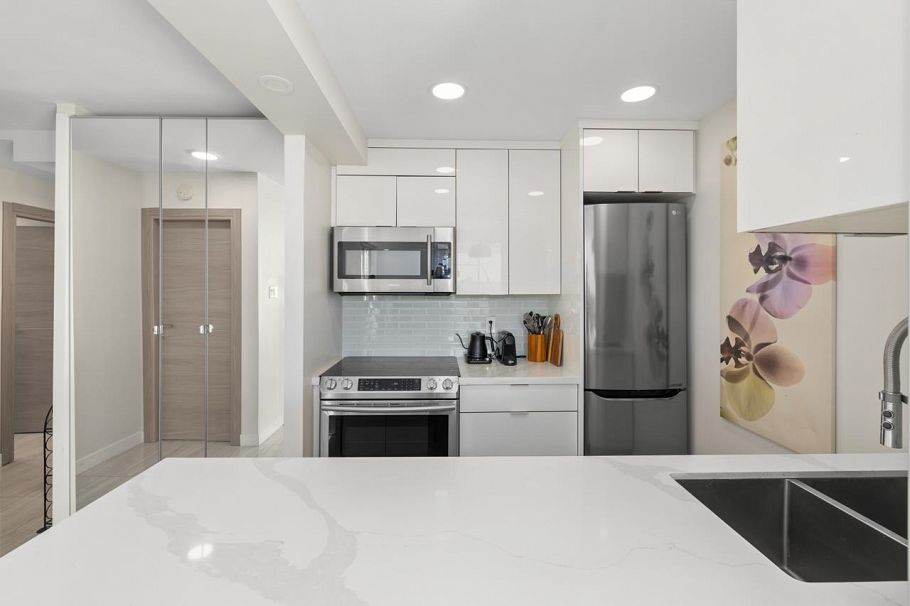 1601 2004 Fullerton Avenue North Vancouver, BC - 7