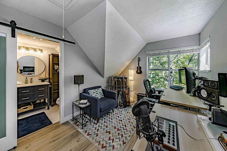 2162 E Kent Avenue South Vancouver, BC - 27