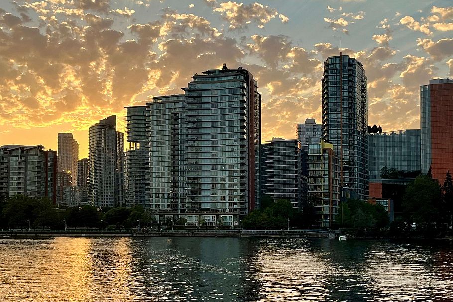 2701 8 Smithe Mews Vancouver, BC - 25