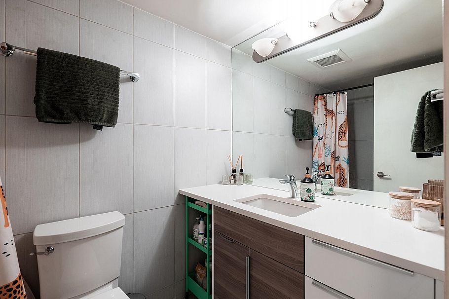 110 330 E 7th Avenue Vancouver, BC - 20