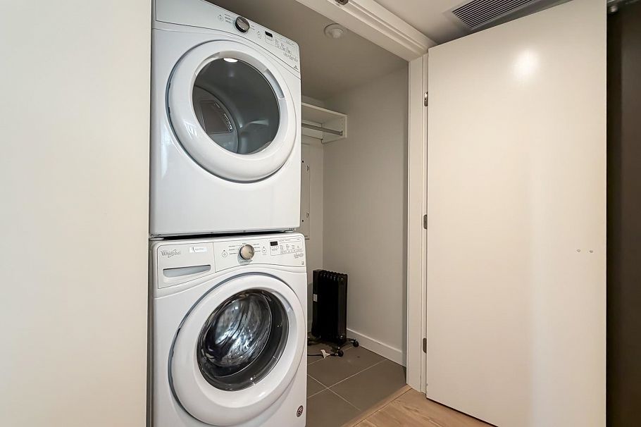 505 8189 Cambie Street Vancouver, BC - 11