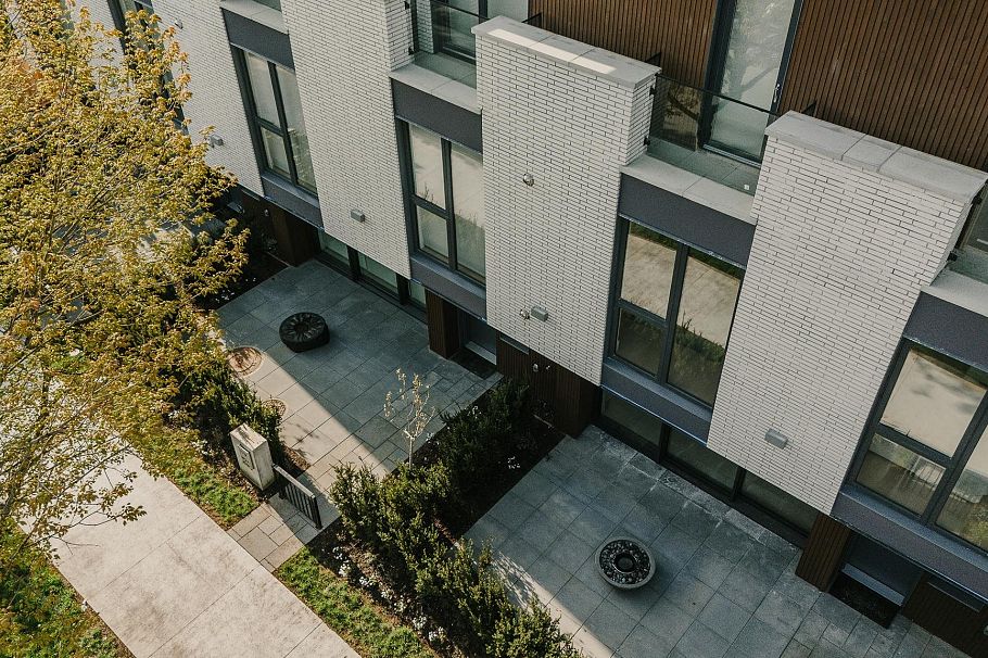 772 W 27th Avenue Vancouver, BC - 39