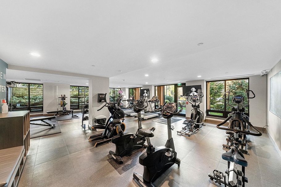 314 2663 Library Lane North Vancouver, BC - 27