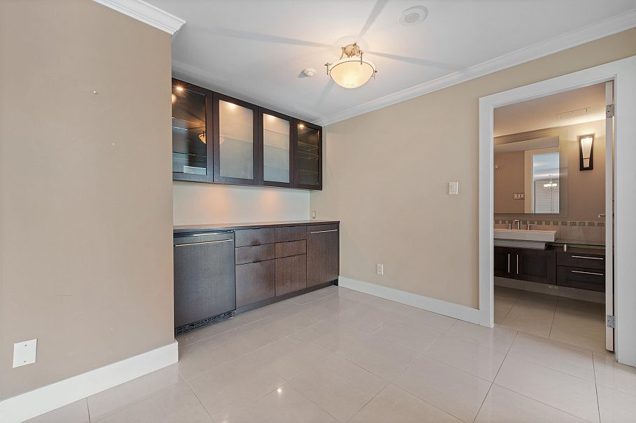 2303 1415 W Georgia Street Vancouver, BC - 20