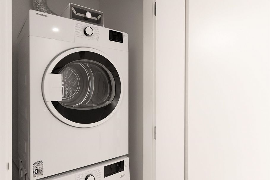 310 755 Harbourside Drive North Vancouver, BC - 9