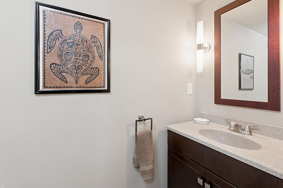 311 122 E 3rd Street North Vancouver, BC - 20