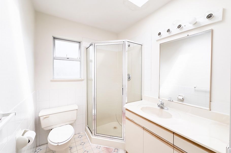 3630 Cambridge Street Vancouver, BC - 24