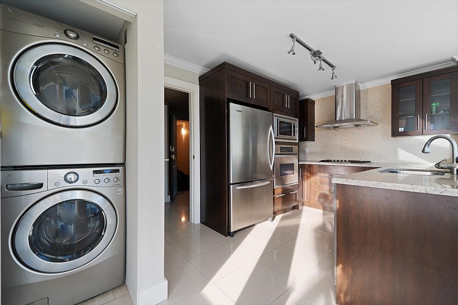 2303 1415 W Georgia Street Vancouver, BC - 21