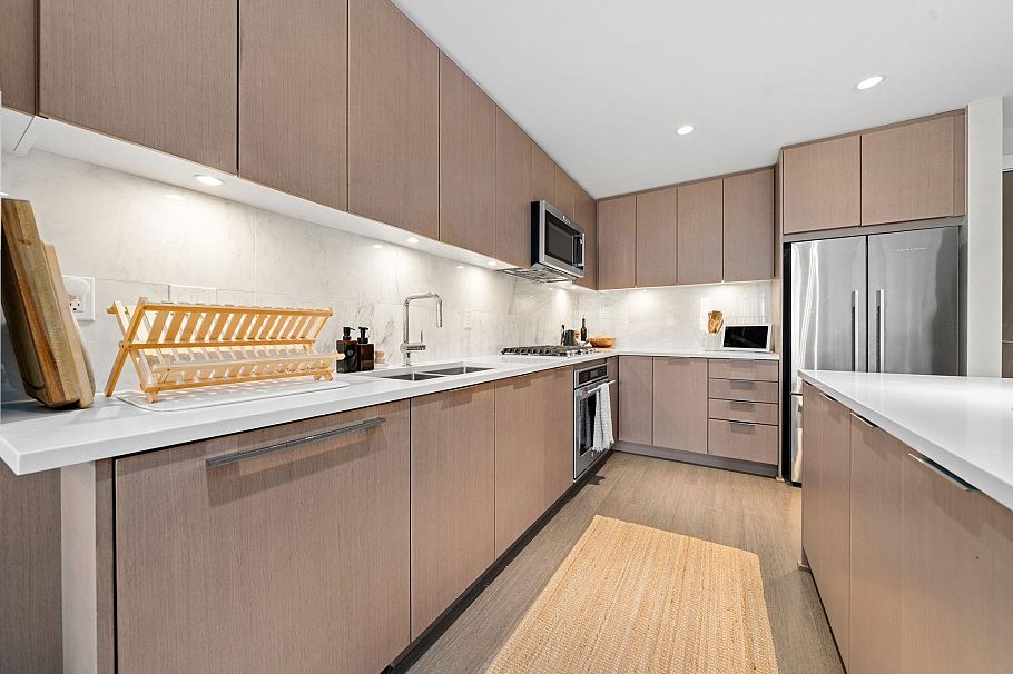 314 2663 Library Lane North Vancouver, BC - 10