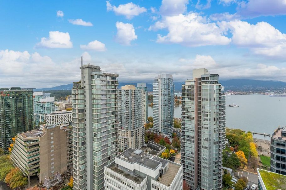 2601 1188 W Pender Street Vancouver, BC - 4