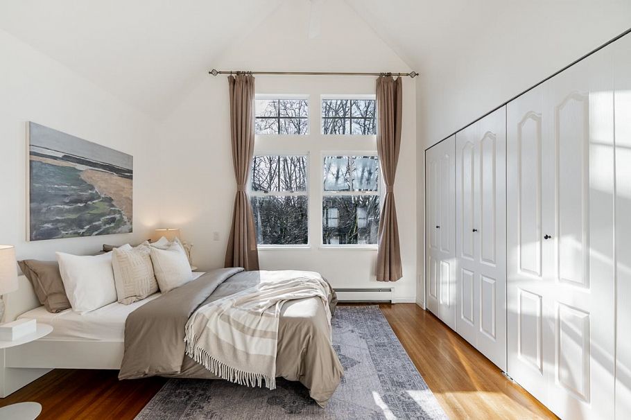 3241 W 6th Avenue Vancouver, BC - 15