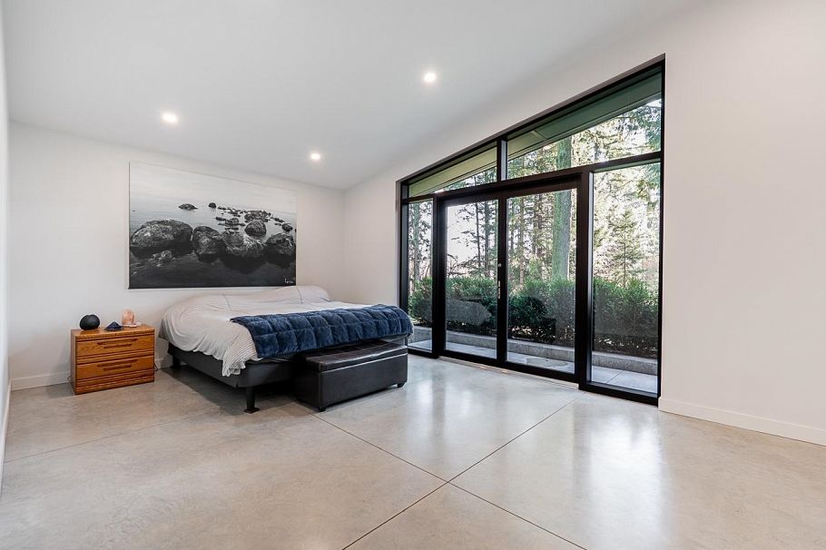 2409 Windridge Drive North Vancouver, BC - 16