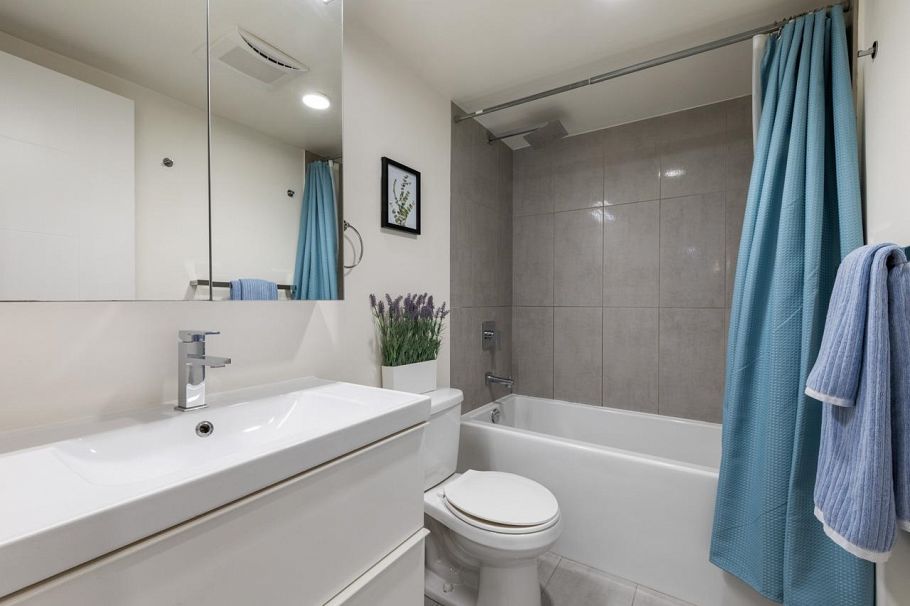 205 1827 W 3rd Avenue Vancouver, BC - 9