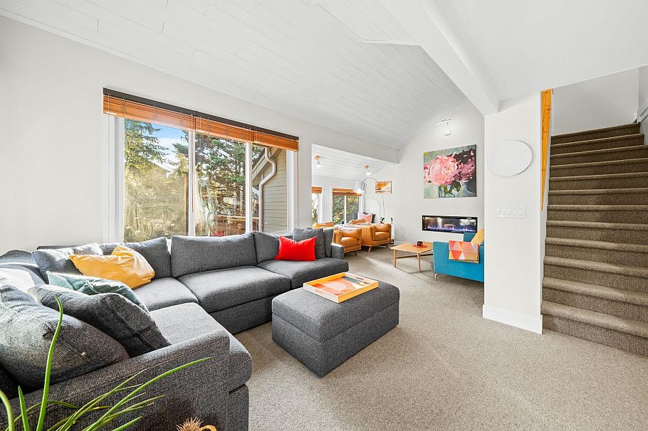 4462 Strathcona Road North Vancouver, BC - 7