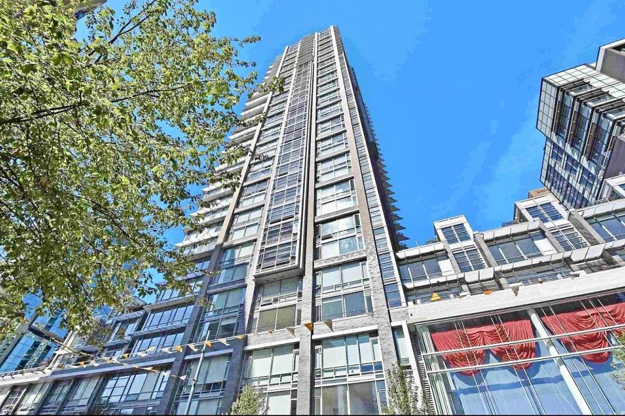 3506 1283 Howe Street Vancouver, BC - 2