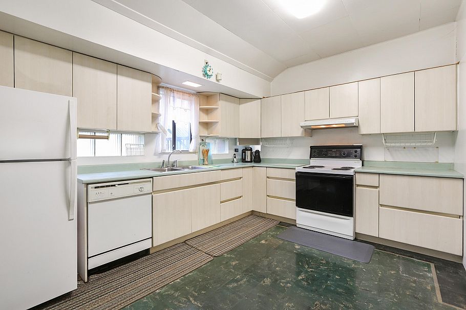 329 E Pender Street Vancouver, BC - 8