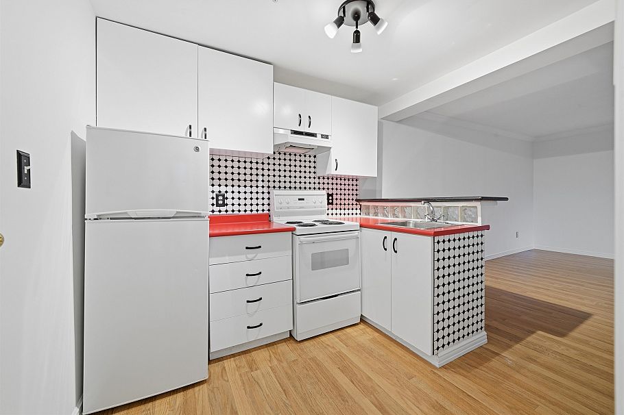 107 1940 Barclay Street Vancouver, BC - 5