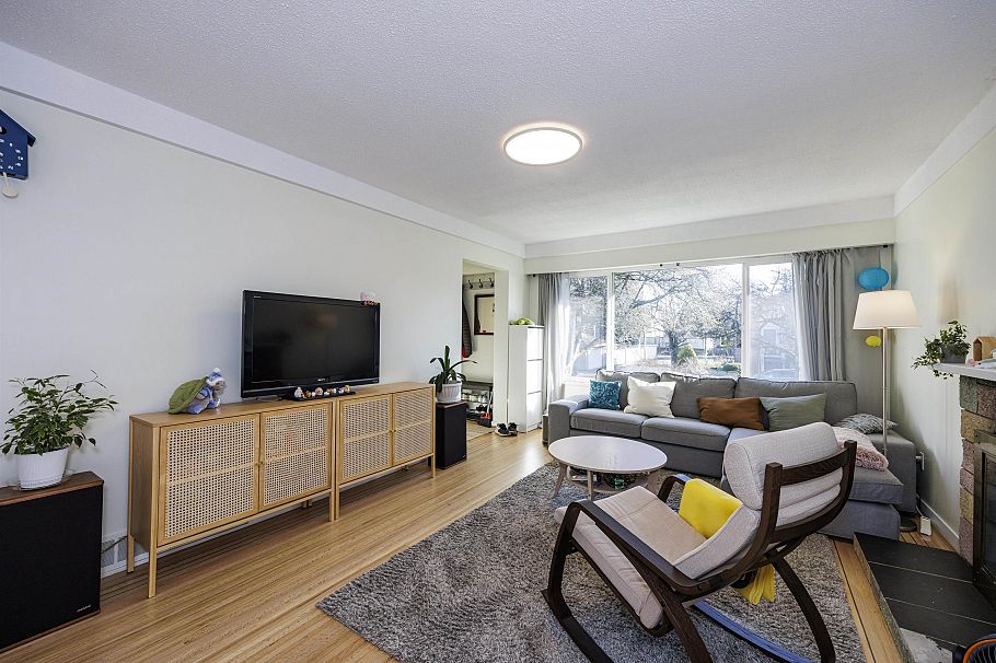 5761 Culloden Street Vancouver, BC - 6