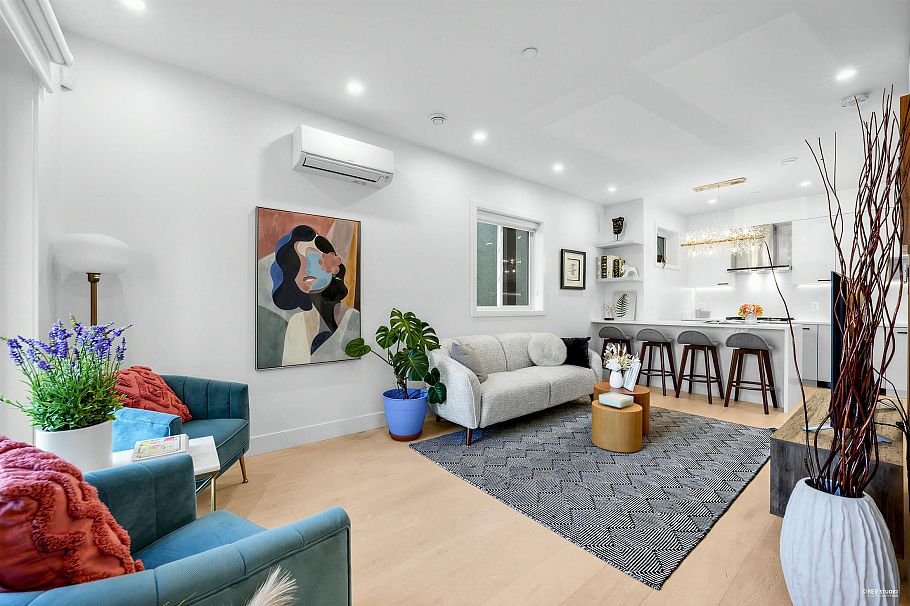 3172 W 26th Avenue Vancouver, BC - 14