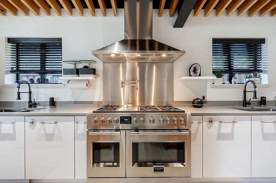 2409 Windridge Drive North Vancouver, BC - 12