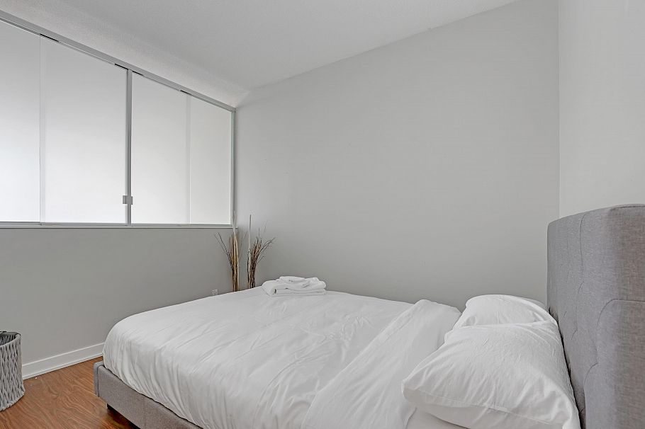 209 1249 Granville Street Vancouver, BC - 12