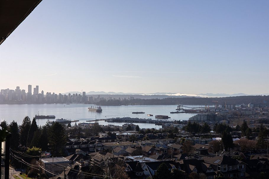 PH8 683 W Victoria Park North Vancouver, BC - 36