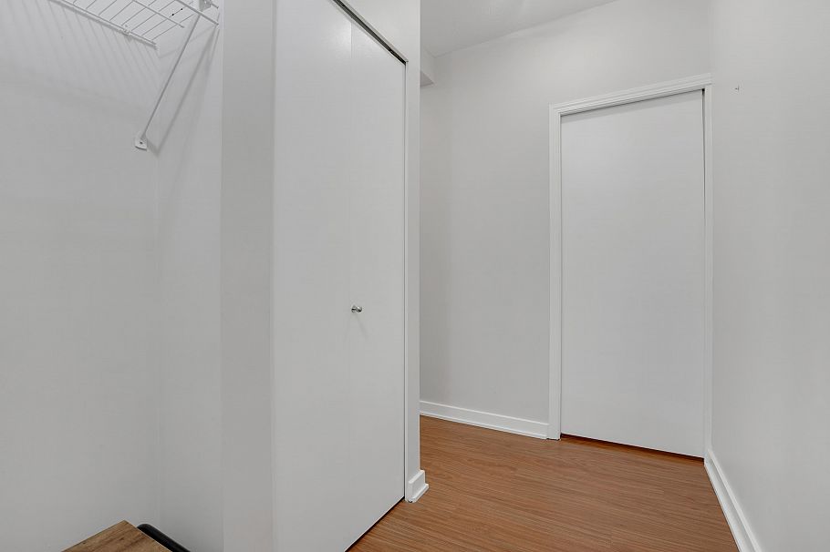 209 1249 Granville Street Vancouver, BC - 11