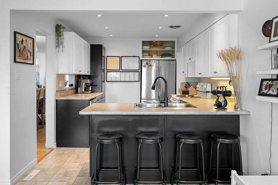 6529 Dawson Street Vancouver, BC - 11