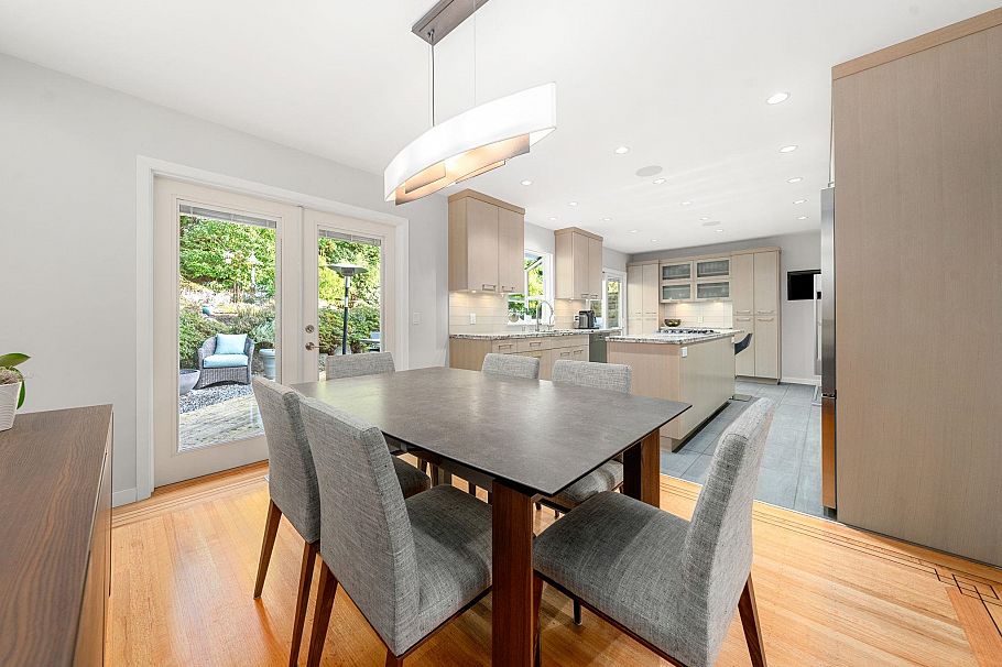 4966 Ranger Avenue North Vancouver, BC - 9