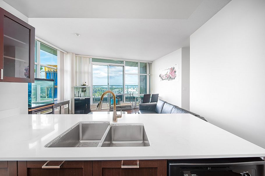 2207 4815 Eldorado Mews Vancouver, BC - 9