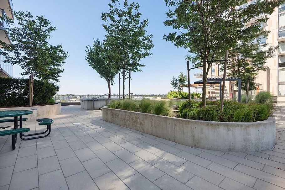 306 8181 Chester Street Vancouver, BC - 29