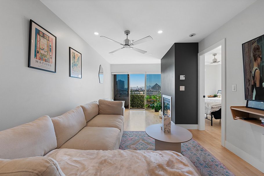 414 332 Lonsdale Avenue North Vancouver, BC - 8