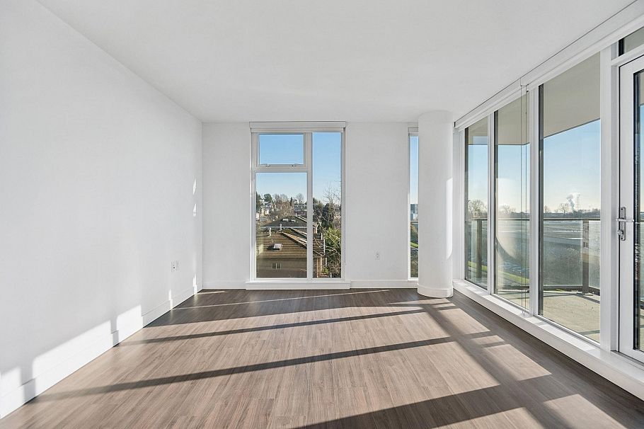 306 8181 Chester Street Vancouver, BC - 3