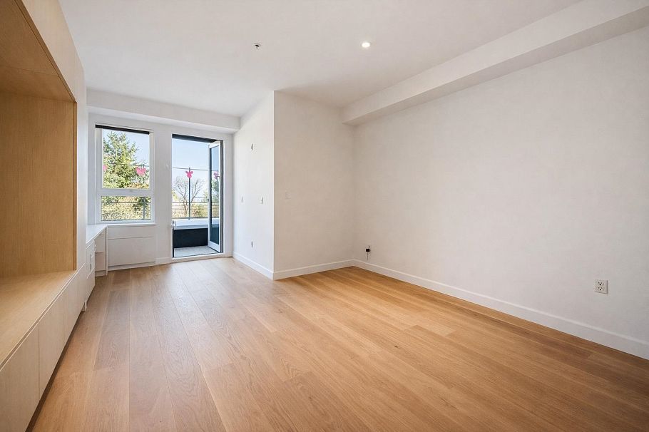 422 2471 St George Street Vancouver, BC - 9