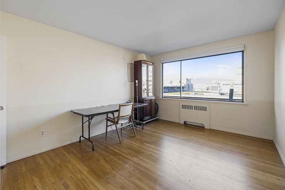 205 1695 W 10th Avenue Vancouver, BC - 19