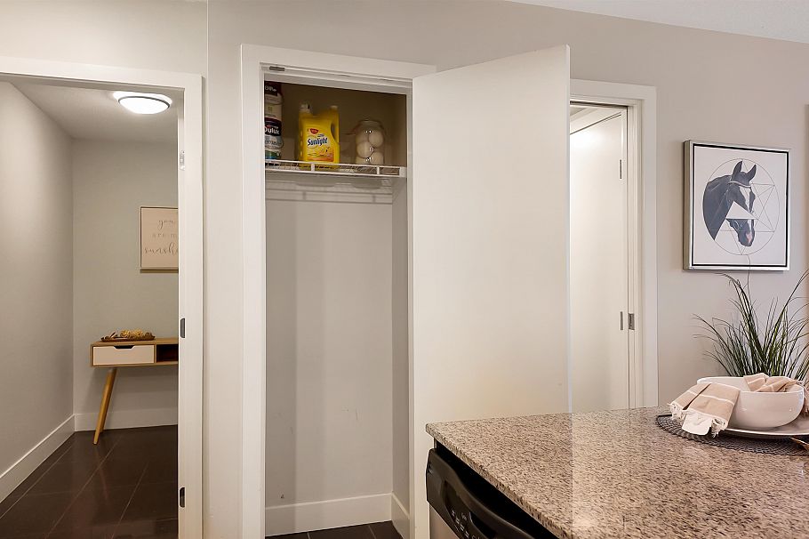 508 1088 Richards Street Vancouver, BC - 10