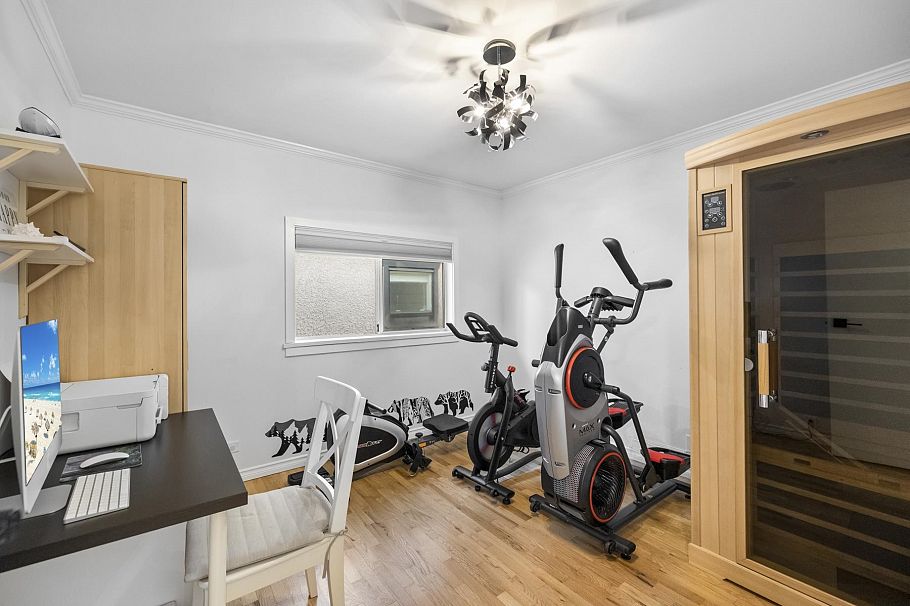 6529 Dawson Street Vancouver, BC - 23