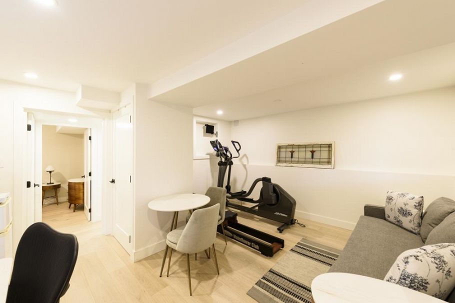 161 E 26th Avenue Vancouver, BC - 28