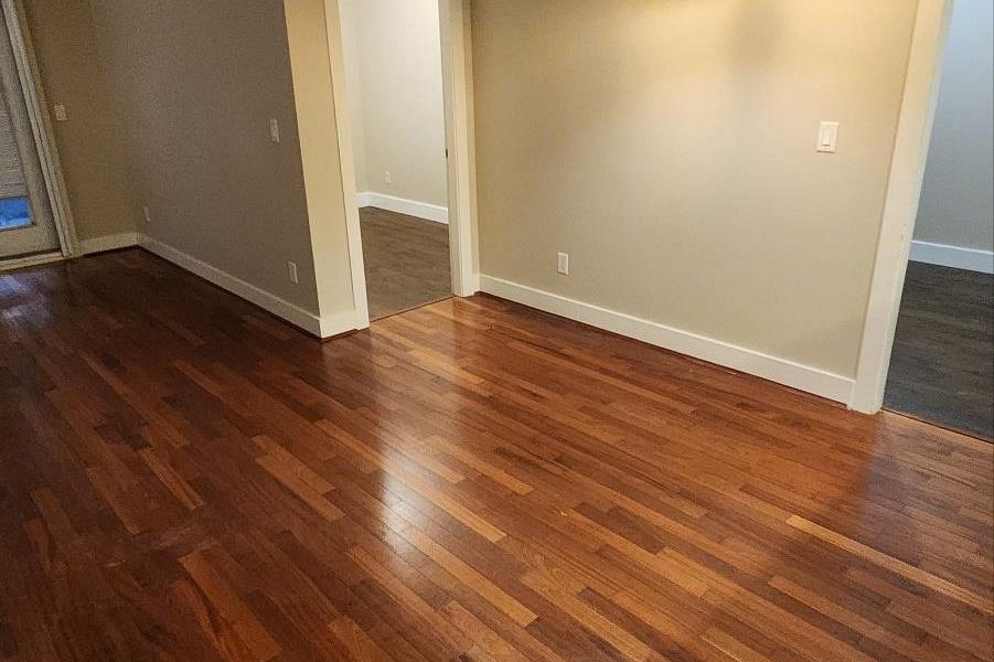 114 6279 Eagles Drive Vancouver, BC - 3