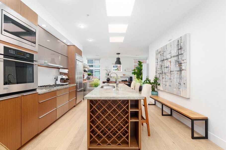 2953 Wall Street Vancouver, BC - 10