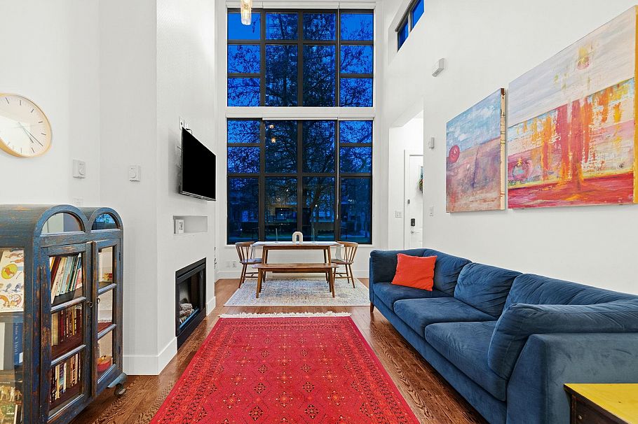 TH23 2345 Madison Avenue Burnaby, BC - 2