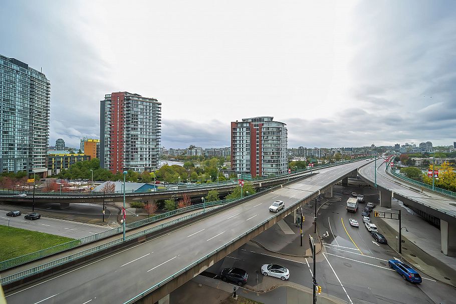 785 87 Nelson Street Vancouver, BC - 28