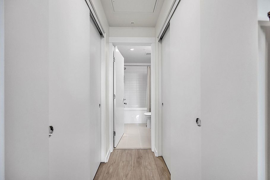 108 615 E 3rd Street North Vancouver, BC - 17