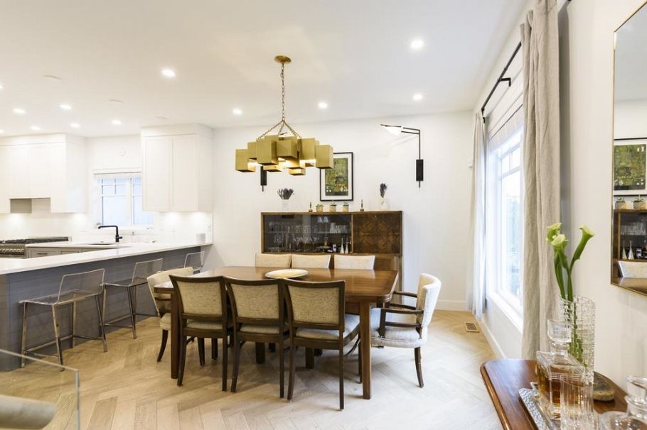 161 E 26th Avenue Vancouver, BC - 3