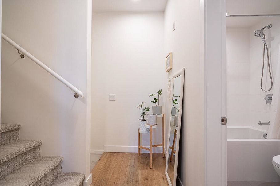 103 2035 Glenaire Drive North Vancouver, BC - 21