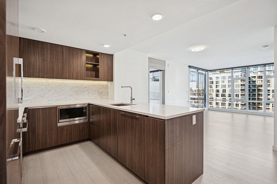 1102 3300 Ketcheson Road Richmond, BC - 1