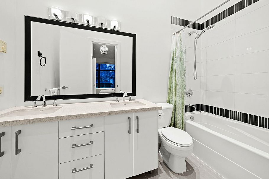 TH23 2345 Madison Avenue Burnaby, BC - 18